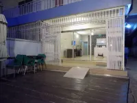 Posh Apartments and Hotel