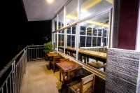 엘 니도 로열 팜 인