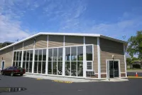 Days Inn by Wyndham West Yarmouth/Hyannis Cape Cod Area Отели в г. 