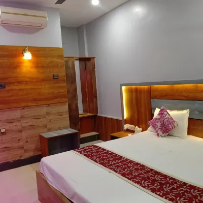 Hotel City Park Hotels near Mangaram