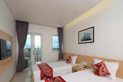 Hùng Cường Group - Hùng Cường Hotel Các khách sạn gần Phước Điền Tự - Chùa Hang