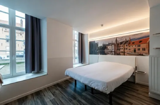 Canalview Hotel Ter Reien