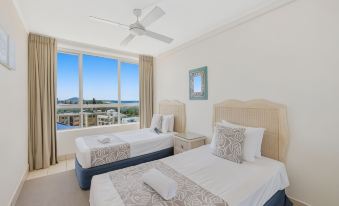 Chateau Royale Beach Resort Maroochydore Sunshine Coast