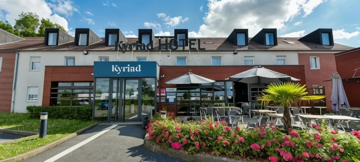 Kyriad Crepy EN Valois โรงแรมในอวส