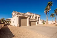 NEW, WOW, LOOK no further-this is it!  Prime area, pool/spa garage & RV ACCESS