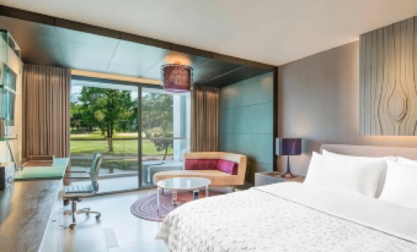 Hilton Bangkok Suvarnabhumi Golf Resort & Spa