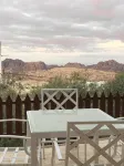 Eighth Wonders Hotel