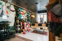 The Green Elephant Hostel & Spa Hotels in Maastricht