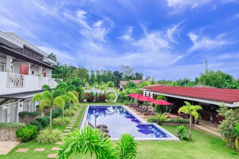 Bella Napoli Resort & Resto