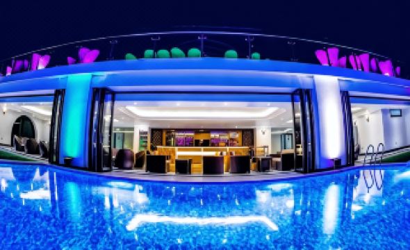 Royal Quang Binh Hotel