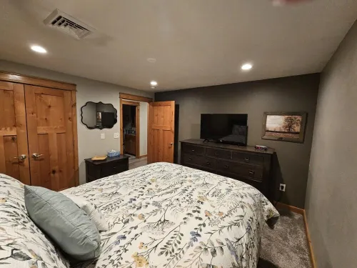 Cozy country get away. Nestled in the driftless region of Wisconsin. Hotels in Monroe County