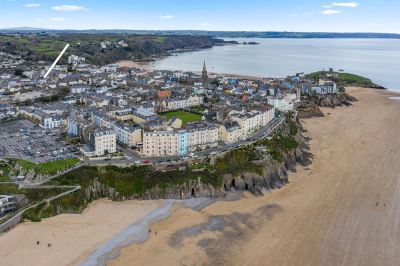 Surroundings Arcadia House - Lovely Apartment Close to Beaches Harbour and Town Centre Photo