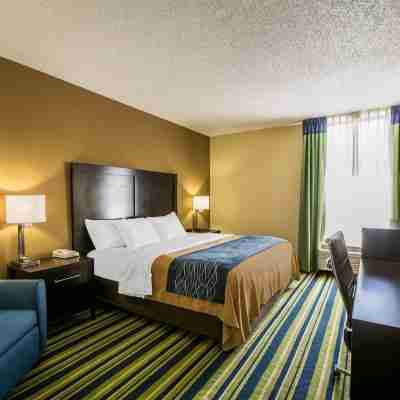 Comfort Inn & Suites Lantana - West Palm Beach South Rooms
