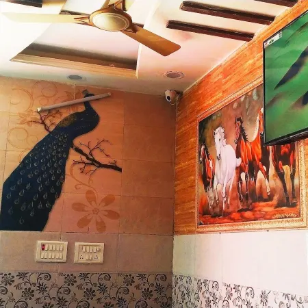 Hotel Keshav