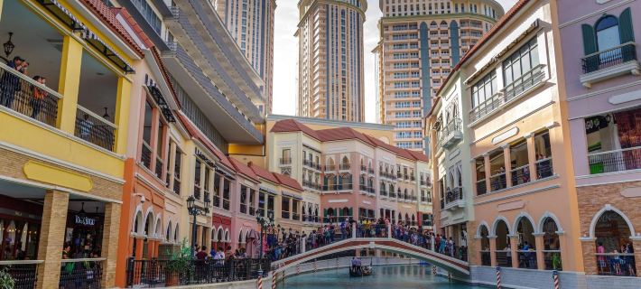 Luxe in Venice Hotels in Taguig