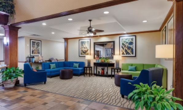 Comfort Suites Marshall