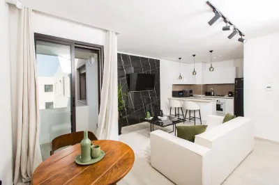 E24 Grand Luxe Tout équipé et Central Hôtels à proximité de : Gammarth marina