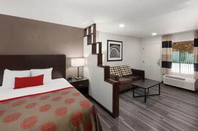 Ramada by Wyndham El Paso Hotels in El Paso