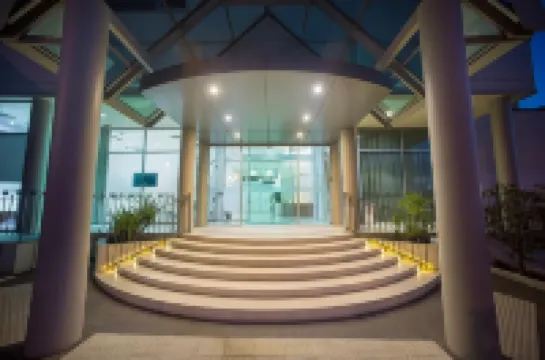 ซเฟราส์ พาร์ค สวีท แอน์ คอนเวนชั่น เซ็นเตอร์