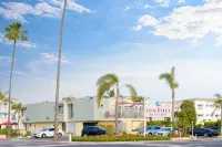 Little Inn by the Bay Newport Beach Hotel