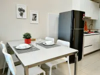 Homey Galleria Suite A-10-12 Seri Kembangan Hotel di Petaling