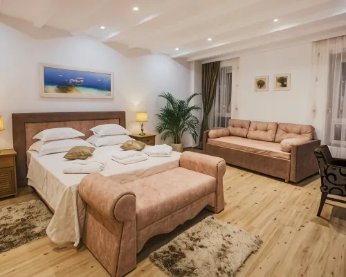 Heritage Hotel Dea Hvar โรงแรมในฮวาร์