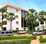 Sathya Park & Resorts Hotels near C.S.I Holy Trinity Church