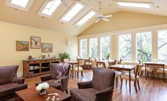 Healdsburg Inn on the Plaza, A Four Sisters Inn