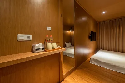 Kontena Hotel Hotels in Temas