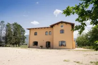 Il Castellaccio Bed & Breakfast Hotels near Spello