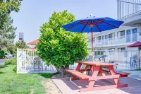 Motel 6 Springfield or  Eugene North