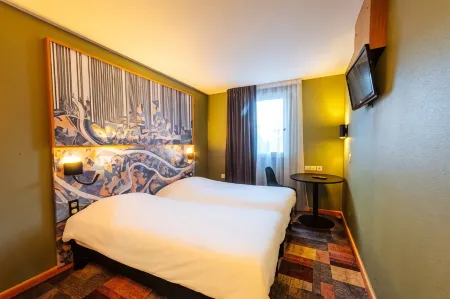 Ibis Styles Lyon Croix-Rousse Отели рядом с достопримечательностью «Soierie Vivante»