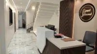 Hotel Grand Lushwood