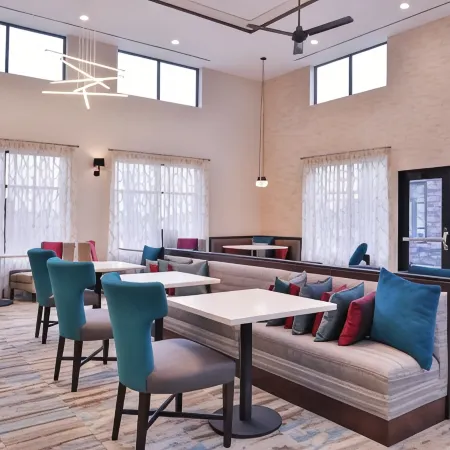 Homewood Suites by Hilton - des Moines Airport