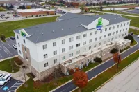 Holiday Inn Express & Suites Chicago North-Waukegan-Gurnee