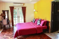 Saimoonbury Resort