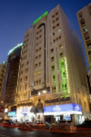 Landmark Plaza Hotel