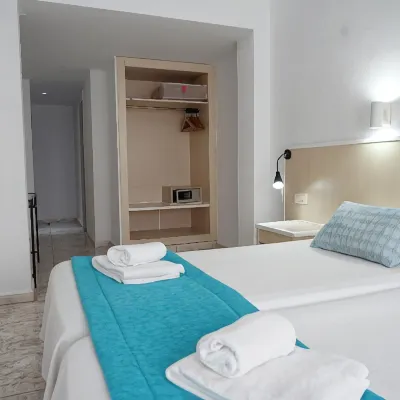 Hotel Teide Отели рядом с достопримечательностью «Собор»