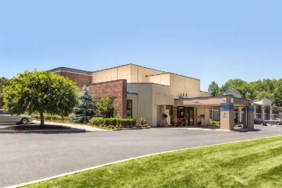 Comfort Inn Hotels near Sandy Hook Beach