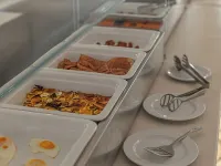 Red Tower Hotel - servizio colazione