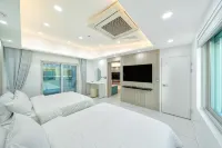 Airi Pool Villa, Chungju