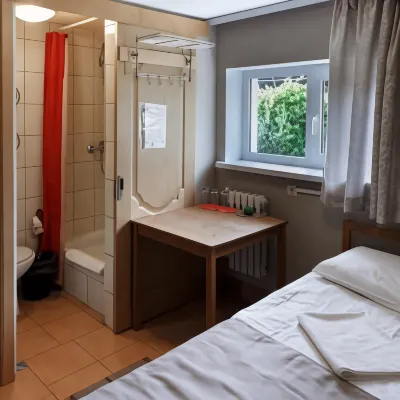 Park Hotel Angel فنادق في 