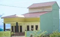 Marimbas Homestay Hotels in Simangulampe