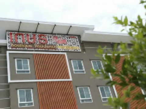 Kesorn Boutique Residence at 8 Riew Hotels near Wat Sothon Wararam Worawihan