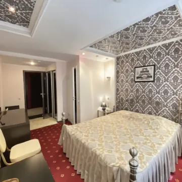 Duna Hotel di 