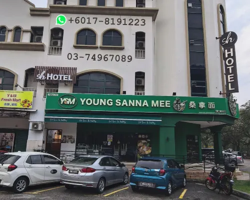 SH Hotel Kota Damansara Hotels near The Strand Mall