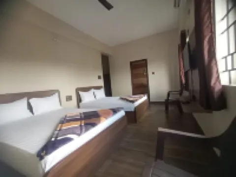 Honnnasiri Residency Hotels in Shimoga
