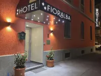 Hotel Fioralba Hôtels à proximité de : Métro Inganni