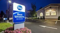 Best Western Concord Inn  Suites - parking