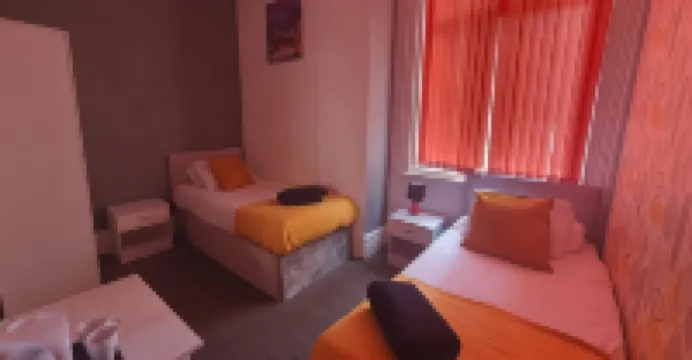 Palm Beach Hotel by the Sea فنادق في 